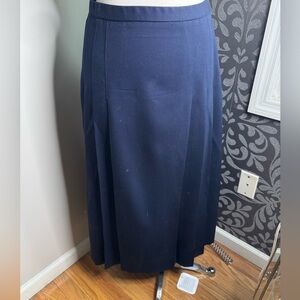 Vintage pleated Pendleton navy skirt